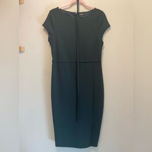 Hunter Green mad men style express dress size medium fully lined with belt